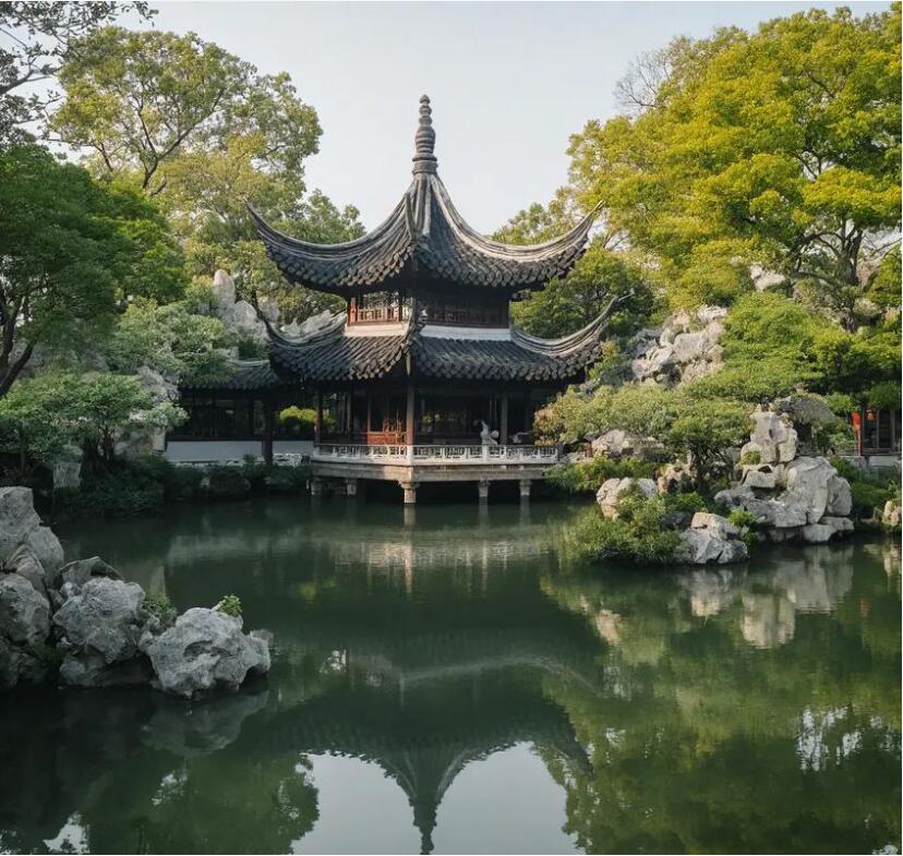 雨湖区访枫土建有限公司